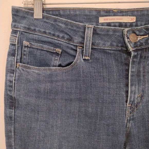 Levi's - 30x28 535™ Super Skinny Distressed Jeans - Picture 5 of 15